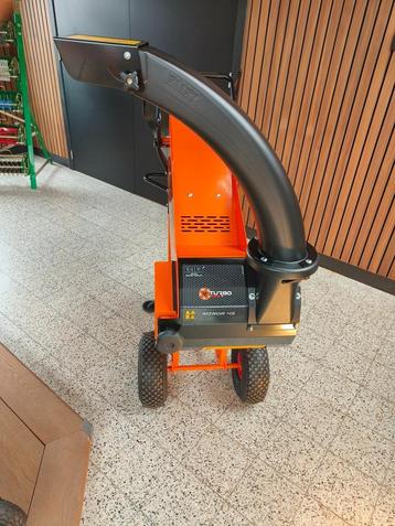 MINOR 4S HAKSELAAR beschikbaar voor biedingen