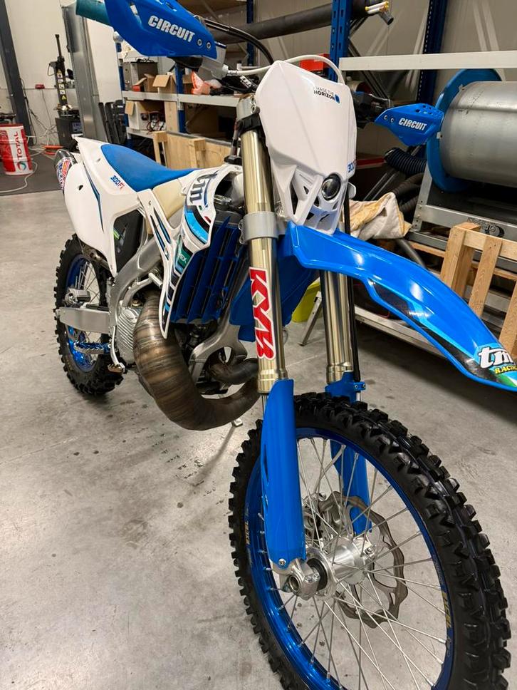 TM Racing EN300 2T 28U incl. papieren, Fietsen en Brommers, Brommers | Crossbrommers, Zo goed als nieuw, Ophalen