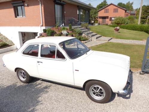 Ford Escort MK1 deux portes, Autos, Oldtimers & Ancêtres, Entreprise, Ford, Essence, Berline, 2 portes, Boîte manuelle, Blanc