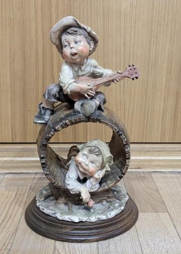 Figurine en porcelaine de Giuseppe Armani « The Barell », Enlèvement
