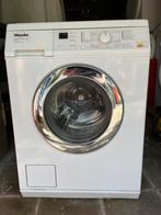 Miele Softtronic W3241 wasmachine met waterregeling, Elektronische apparatuur, Ophalen, Zo goed als nieuw, Voorlader, Energieklasse A of zuiniger
