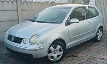 La Volkswagen Polo 1.4 TDI diesel démarre et roule., Autos, Achat, Boîte manuelle, Diesel, Particulier