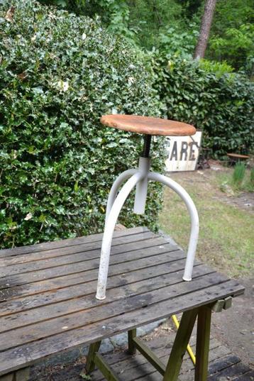 tabouret vintage, Enlèvement