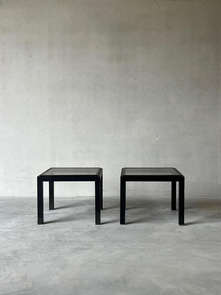 Set van 2 stalen bijzettafels met gerookt glas, Huis en Inrichting, Tafels | Bijzettafels, Zo goed als nieuw, Glas, Ophalen