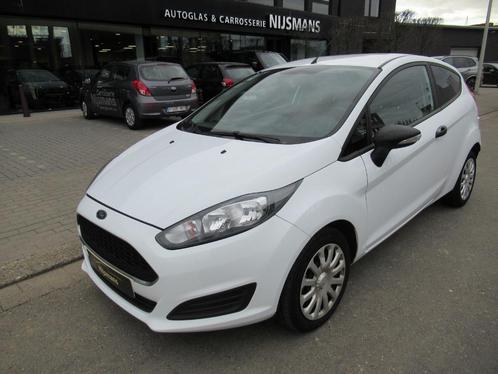Ford Fiesta 1.5 TDCi Lichte vracht - Airco - Navi - Euro 6b, Auto's, Bestelwagens en Lichte vracht, Bedrijf, Te koop, ABS, Airbags