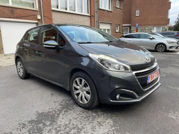 Peugeot 208 1.2 benzine 120000 km 09/2016 GPS beschikbaar voor biedingen