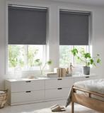 Rolgordijn automatisch grijs - IKEA FYRTUR - 2 stuks 140x195, Ophalen, 100 tot 150 cm, Zo goed als nieuw, 150 tot 200 cm