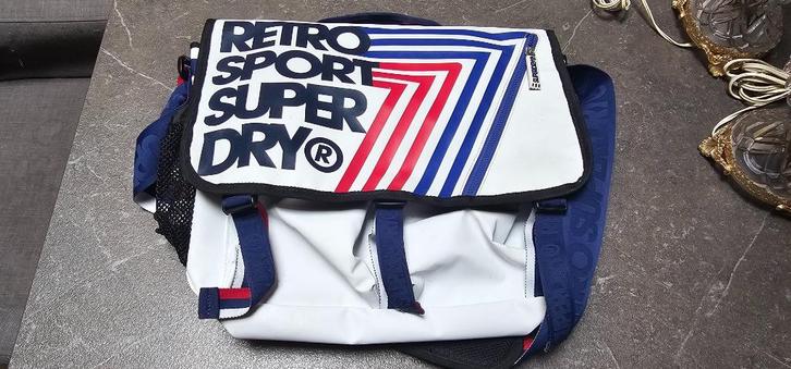 Superdry retro tas, Handtassen en Accessoires, Tassen | Rugtassen, Gebruikt, Ophalen of Verzenden