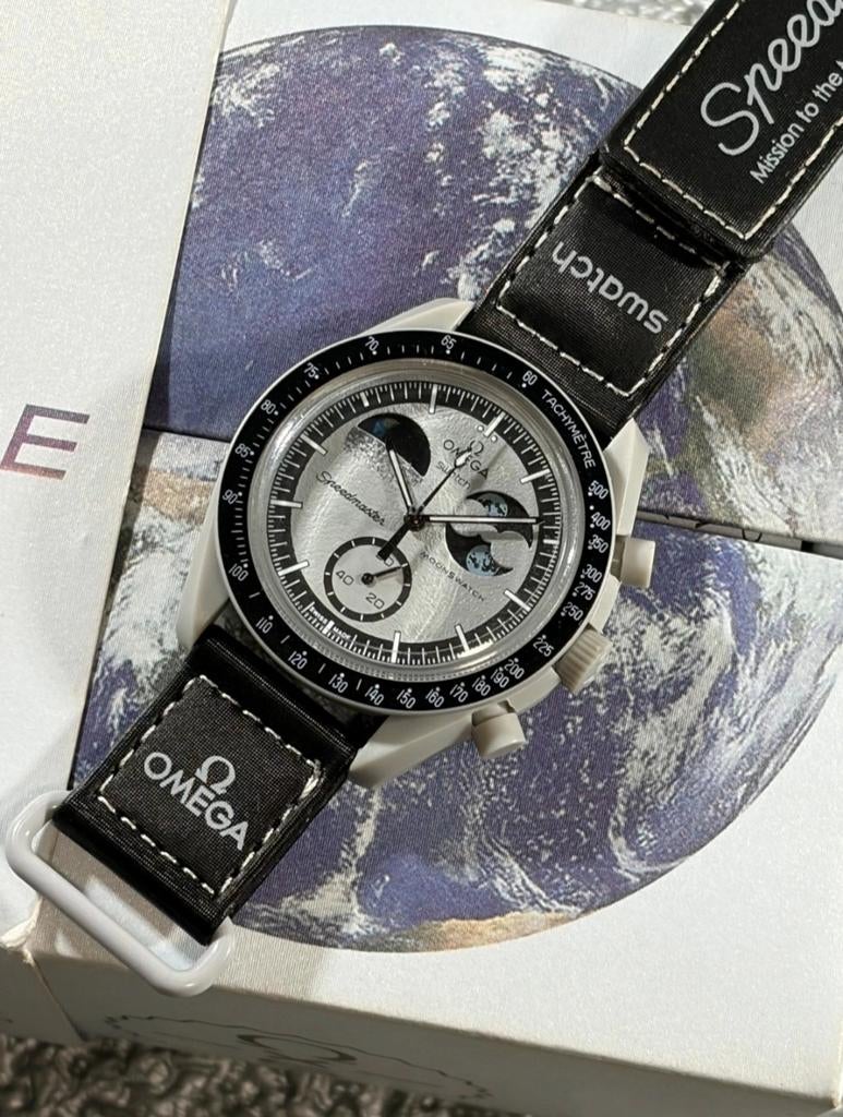 Phase de la mission Omega x Swatch vers la Terre/mission ver, Bijoux, Sacs & Beauté, Montres | Hommes, Omega, Enlèvement ou Envoi