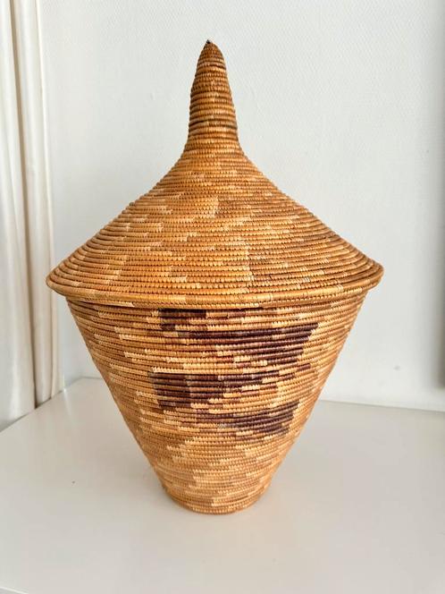 Watutsi mand Rwanda uit tribale collectie Antropoloog 1950, Antiek en Kunst, Kunst | Niet-Westerse kunst, Verzenden