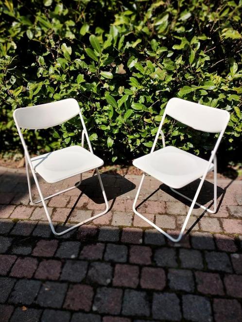 Ikea klapstoeltjes 1985 wit metaal plastic, Maison & Meubles, Chaises, Utilisé, Métal, Blanc, Enlèvement ou Envoi