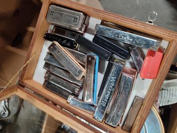 Lot mondharmonica's beschikbaar voor biedingen
