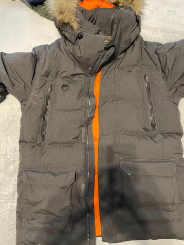 PARKA TREKKING ARPENAZ 1000