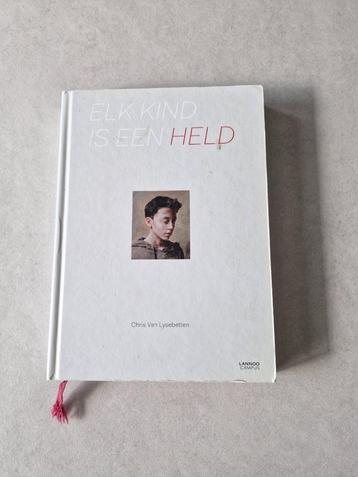 Elk kind is een held - Chris Van Lysebetten beschikbaar voor biedingen