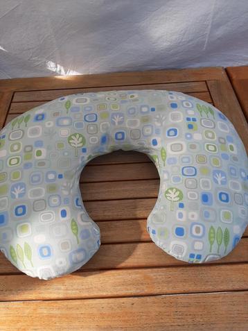 kussen U-vorm met originele tas en extra kussensloop beschikbaar voor biedingen
