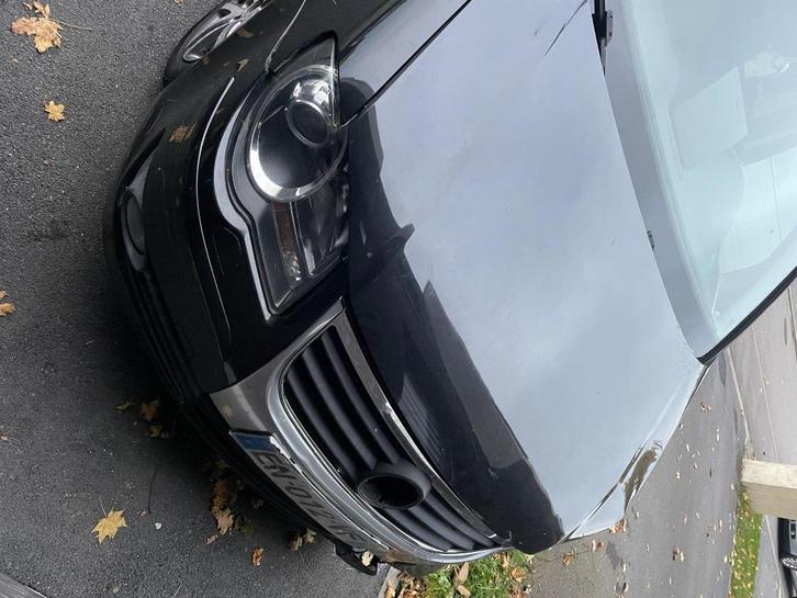 Volkswagen touran 7 places, Auto's, Volkswagen, Particulier, Touran, Diesel, Euro 4, Monovolume, 5 deurs, Handgeschakeld, Zwart