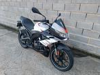 Aprilia Tuono 125 seulement 4000 km, Particulier, 1 cylindre, 125 cm³, Jusqu'à 11 kW