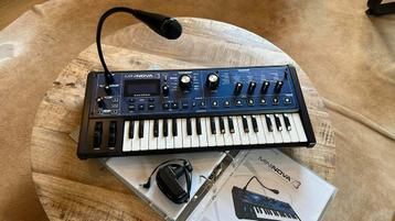 Novation MiniNova + toebehoren beschikbaar voor biedingen
