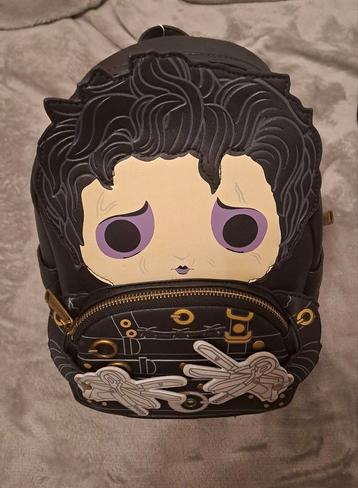 sac à dos loungefly pop edward scissorhands, edward aux main