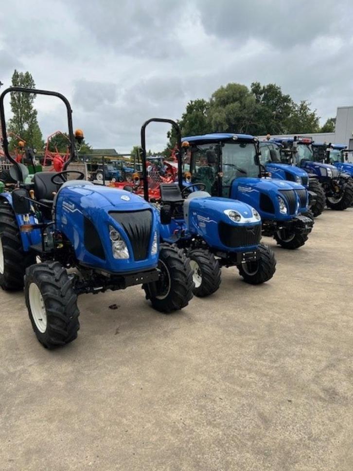 NEW HOLLAND COMPACTTRACTOR 25HST-35HST-50HST, Zakelijke goederen, Landbouw | Tractoren, New Holland, Ophalen