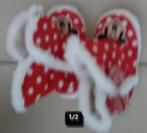 Chaussons Minnie chaud 25, Kinderen en Baby's, Babykleding | Schoentjes en Sokjes, Overige typen, Meisje, Gebruikt, Ophalen