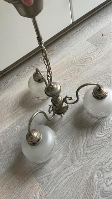 Vintage kroonluchter beschikbaar voor biedingen