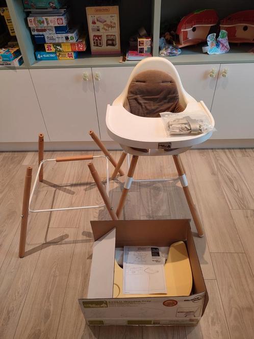 Kinderstoel childwood met extra's, Kinderen en Baby's, Kinderstoelen, Ophalen
