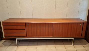 Zeer mooi Scandinavisch vintage dressoir  beschikbaar voor biedingen