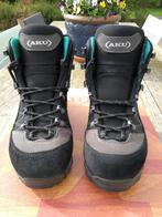 Chaussure de randonnée en montagne AKU taille 38, Sports & Fitness, Alpinisme & Randonnée, Enlèvement ou Envoi, Neuf, Chaussures