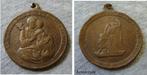 Medaille met Sint Jozef en kindje Jezus en engel, Verzamelen, Overige typen, Gebruikt, Christendom | Katholiek, Verzenden