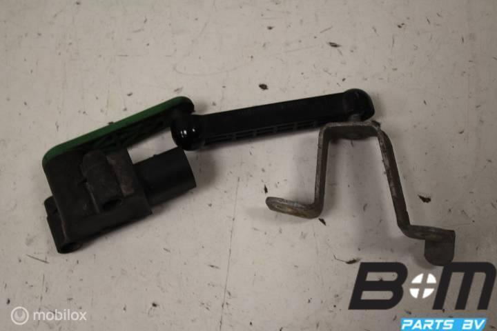 Niveausensor lichtbundelhoogtever. Audi A3 8V Limo 5Q0907503, Auto-onderdelen, Verlichting, Gebruikt