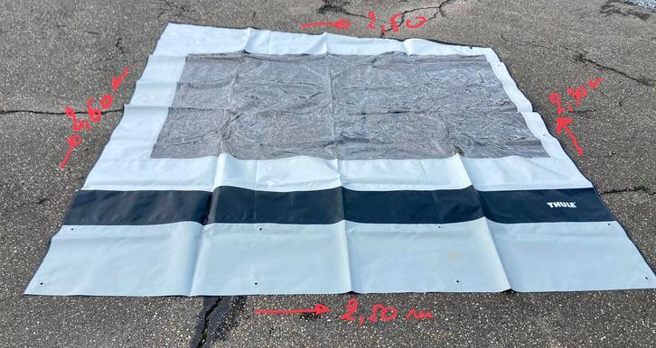 Te koop : 2 zijwanden + 2 bevestigingsstangen, Caravans en Kamperen, Caravanaccessoires, Zo goed als nieuw, Ophalen