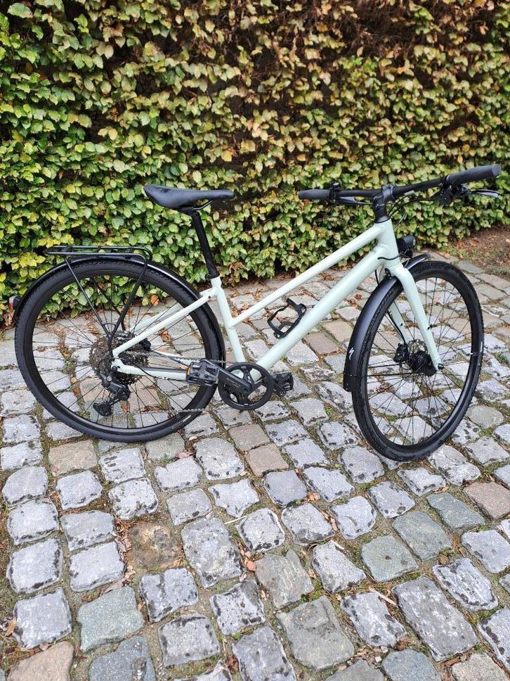 Nieuwe Specialized Sirrus 3 EQ 2025, Fietsen en Brommers, Fietsen | Dames | Damesfietsen, Zo goed als nieuw, Overige merken, 47 tot 50 cm