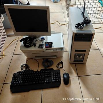 Combo PC bureau AMD Ryzen 3 2200G / 32GB RAM 2TB Stockage beschikbaar voor biedingen