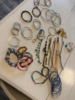 Arm bandjes en oorbellen GRATIS, Bijoux, Sacs & Beauté, Bracelets, Enlèvement, Comme neuf