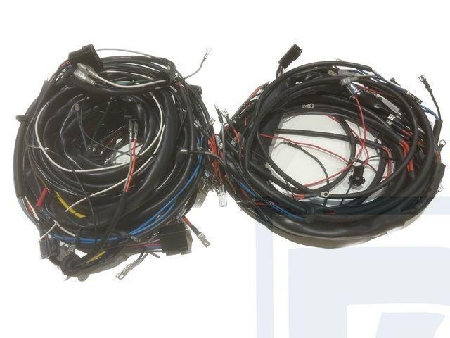 Volvo Kabelboom P1800S compleet chassinummer 12.500-28.999 1, Autos : Pièces & Accessoires, Électronique & Câbles, Neuf, Enlèvement ou Envoi