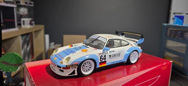 Porsche 911 (993) GT2 #64 1:18 GT-Spirit, Hobby en Vrije tijd, Modelauto's | 1:18, Zo goed als nieuw, Auto, Overige merken, Ophalen of Verzenden
