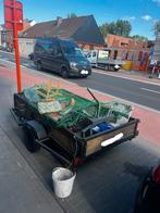 Aanhangwagen voor verhuis en gerief weggooien
