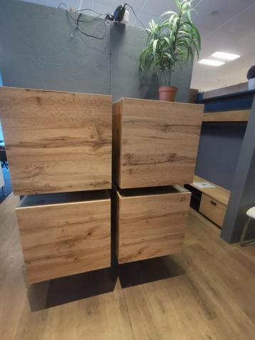 Zwevende dressoir expo beschikbaar voor biedingen