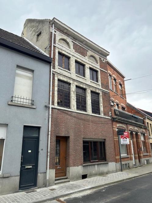 Ruime te renoveren gezinswoning in centrum Tienen, Immo, Huizen en Appartementen te koop, Provincie Vlaams-Brabant