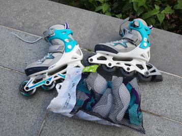 Verstelbare inline skates maat 35 tot 38  beschikbaar voor biedingen