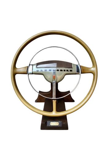 1940s Stuurwiel Oldsmobile Oldtimer Dynamic Deluxe beschikbaar voor biedingen