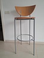 Meubel Barkruk, Enlèvement, Utilisé