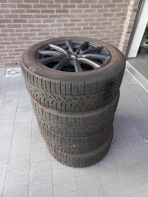 winterbanden op velg Hyundai Tucson, Auto-onderdelen, Banden en Velgen, Banden en Velgen, Winterbanden, 18 inch, 225 mm, Personenwagen