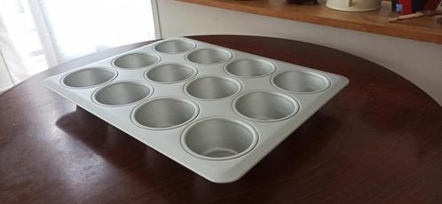 Moule à Muffins Metal Cupcakes IKEA 29x38cm, Huis en Inrichting, Keuken | Keukenbenodigdheden, Gebruikt, Ophalen