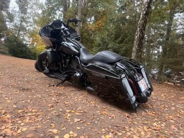 Harley Road Glide bagger Airride 23inch beschikbaar voor biedingen