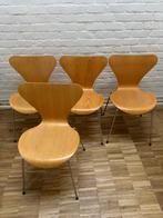 4 x Fritz Hansen vlinderstoel berk Arne Jacobsen, Huis en Inrichting, Ophalen, Design klassieker, Bruin, Zo goed als nieuw