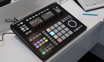 Maschine studio (Mijne) RUILEN tegen BOSS Dr 880 (Jouwe) beschikbaar voor biedingen