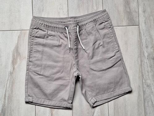 ★ M134 - Deftige Korte broek JBC, Kinderen en Baby's, Kinderkleding | Maat 134, Zo goed als nieuw, Jongen, Broek, Ophalen of Verzenden