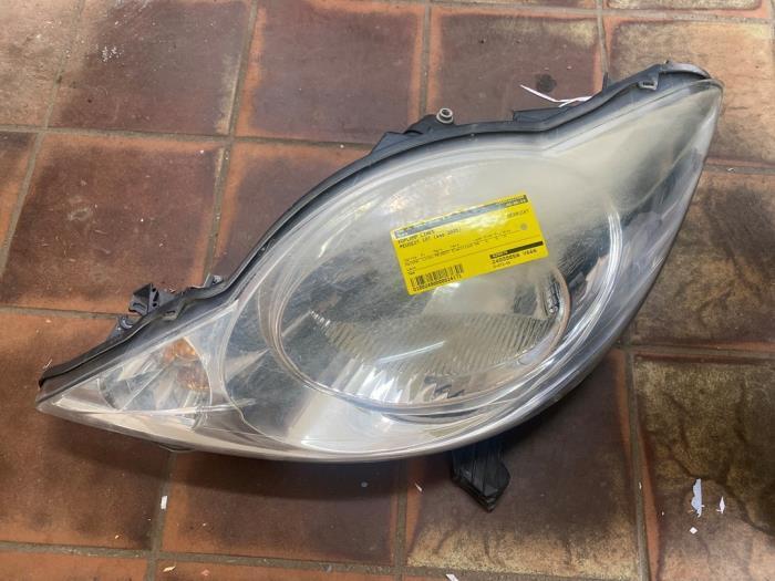 Koplamp links van een Peugeot 107, Auto-onderdelen, Verlichting, Peugeot, Gebruikt, 3 maanden garantie, Ophalen of Verzenden